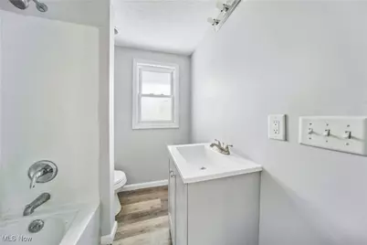 702 Grace Avenue, Akron, OH 44320 - Photo 23