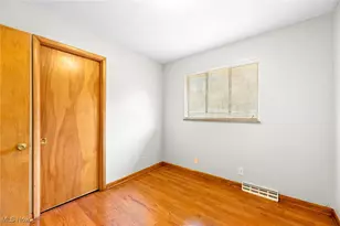 2023 Thurmont Rd, Akron, OH 44313 - Photo 15