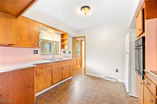 2023 Thurmont Rd, Akron, OH 44313 - Photo 11