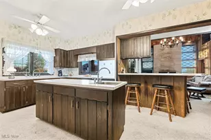 3753 Grafton Rd, Leetonia, OH 44431 - Photo 9