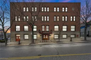 1133 W 9th St, Loveland, OH 44113 - Photo 3