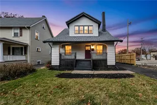 828 Nela View Rd, Loveland, OH 44112 - Photo 1