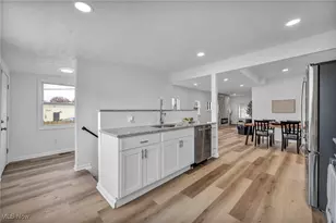 828 Nela View Rd, Loveland, OH 44112 - Photo 13