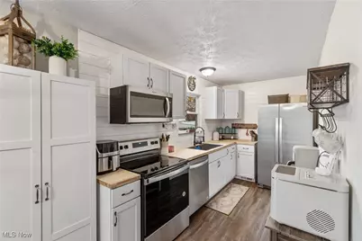 432 Edith Avenue, Akron, OH 44312 - Photo 9