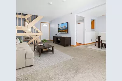 231 Deepwood Drive, Wadsworth, OH 44281 - Photo 5