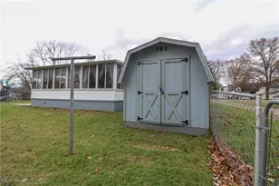 3057 S Meridian Rd, Youngstown, OH 44511 - Photo 5
