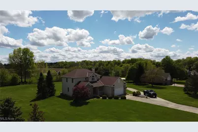 38627 Bear Creek Drive, Grafton, OH 44044 - Photo 9