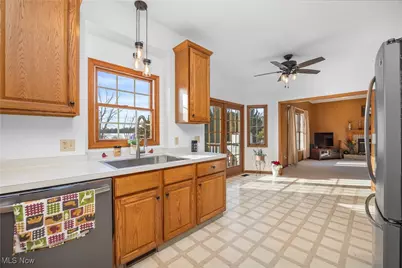 38627 Bear Creek Drive, Grafton, OH 44044 - Photo 27