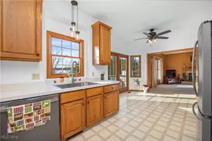 38627 Bear Creek Dr, Grafton, OH 44044 - Photo 27