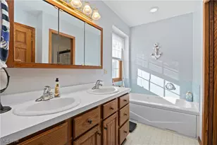 38627 Bear Creek Dr, Grafton, OH 44044 - Photo 37