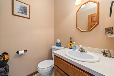 38627 Bear Creek Drive, Grafton, OH 44044 - Photo 13