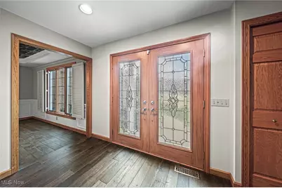 2675 Deer Run, Willoughby Hills, OH 44094 - Photo 3