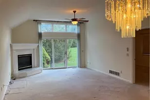 318 Buttermere Ln, Amherst, OH 44001 - Photo 15