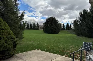 318 Buttermere Ln, Amherst, OH 44001 - Photo 17