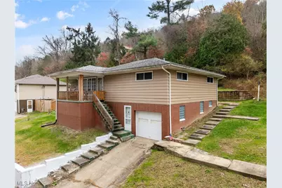 1123 Minellen Drive, Bridgeport, OH 43912 - Photo 3