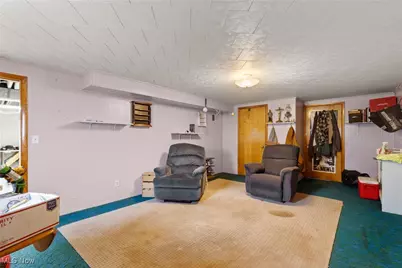 1123 Minellen Drive, Bridgeport, OH 43912 - Photo 19