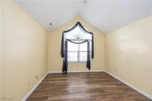 31 Vista Cir, North Olmsted, OH 44070 - Photo 21