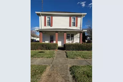 130 N State Street, Frazeysburg, OH 43822 - Photo 1