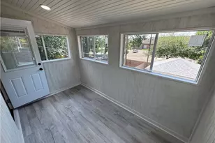 720 Locust Ave, Zanesville, OH 43701 - Photo 11