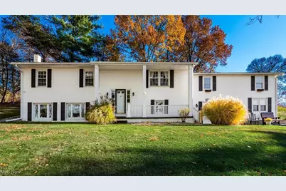 1060 Griffiths Drive, Zanesville, OH 43701 - Photo 1