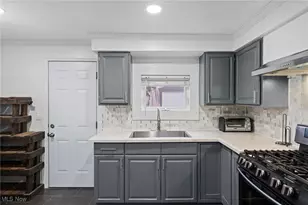 1607 E 34th St, Loveland, OH 44114 - Photo 23