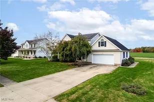 210 Evergreen Dr, Creston, OH 44217 - Photo 3