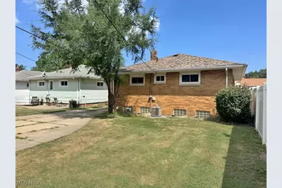 28642 Forest Road, Willowick, OH 44095 - Photo 7