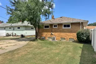 28642 Forest Rd, Willowick, OH 44095 - Photo 7