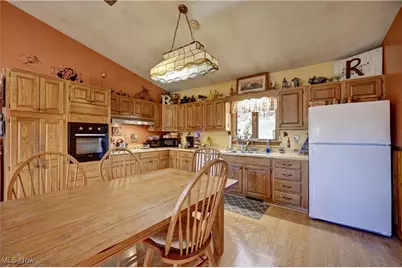 7736 Fort Laurens Road NW, Strasburg, OH 44680 - Photo 5