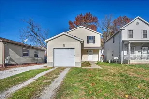 967 Russell Ave, Akron, OH 44307 - Photo 1