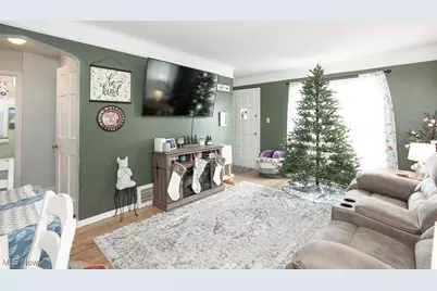 25151 Zeman Avenue, Euclid, OH 44132 - Photo 5