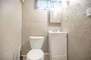 25151 Zeman Ave, Euclid, OH 44132 - Photo 23