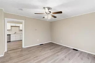 466 W 45th St, Shadyside, OH 43947 - Photo 5