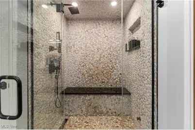 1030 Torrey Pines Street NE, Warren, OH 44484 - Photo 39