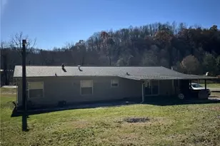 10765 Coshocton Rd, New Concord, OH 43762 - Photo 3