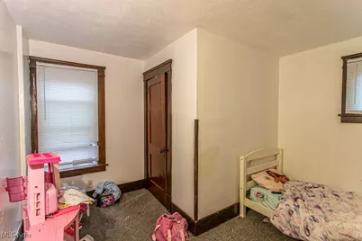 136 Charles Avenue SE, Warren, OH 44483 - Photo 15