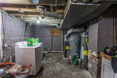 136 Charles Avenue SE, Warren, OH 44483 - Photo 21