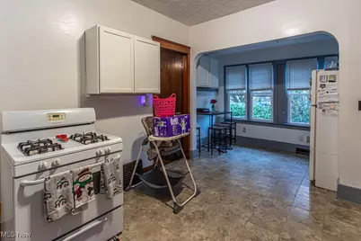 136 Charles Avenue SE, Warren, OH 44483 - Photo 9