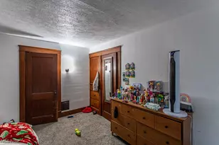 136 Charles Ave SE, Warren, OH 44483 - Photo 19