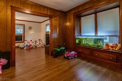 136 Charles Avenue SE, Warren, OH 44483 - Photo 7