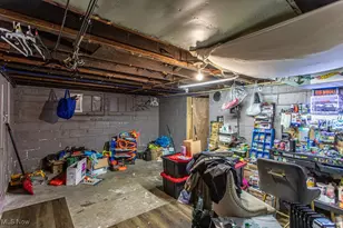 136 Charles Ave SE, Warren, OH 44483 - Photo 23