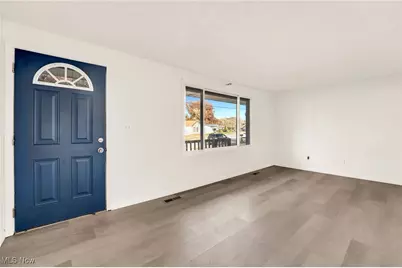 4847 Hollyview Drive, Vermilion, OH 44089 - Photo 5