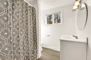 4847 Hollyview Dr, Vermilion, OH 44089 - Photo 17