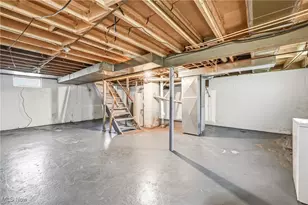 827 E Avondale Ave, Youngstown, OH 44502 - Photo 17