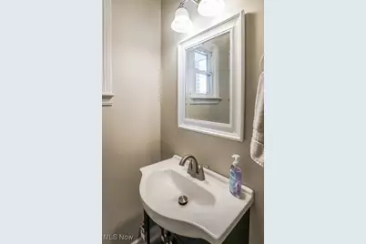 2216 Mount Vernon Boulevard NW, Canton, OH 44709 - Photo 15