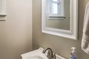 2216 Mt Vernon Blvd NW, Canton, OH 44709 - Photo 15