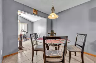 1393 Waters Edge Dr, Akron, OH 44313 - Photo 13