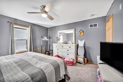 1393 Waters Edge Drive, Akron, OH 44313 - Photo 31