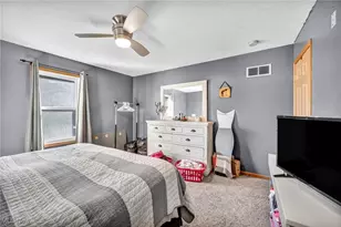 1393 Waters Edge Dr, Akron, OH 44313 - Photo 31