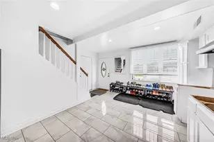 6395 Easton St NE, Louisville, OH 44641 - Photo 7